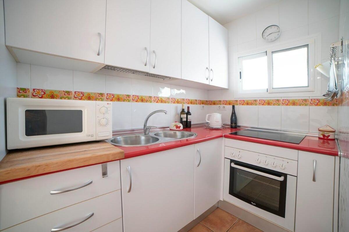 Bonito Apartamento Con Terraza - Pedregalejo Playa Malaga Exterior photo