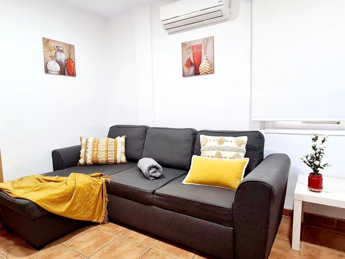 Bonito Apartamento Con Terraza - Pedregalejo Playa Malaga Exterior photo