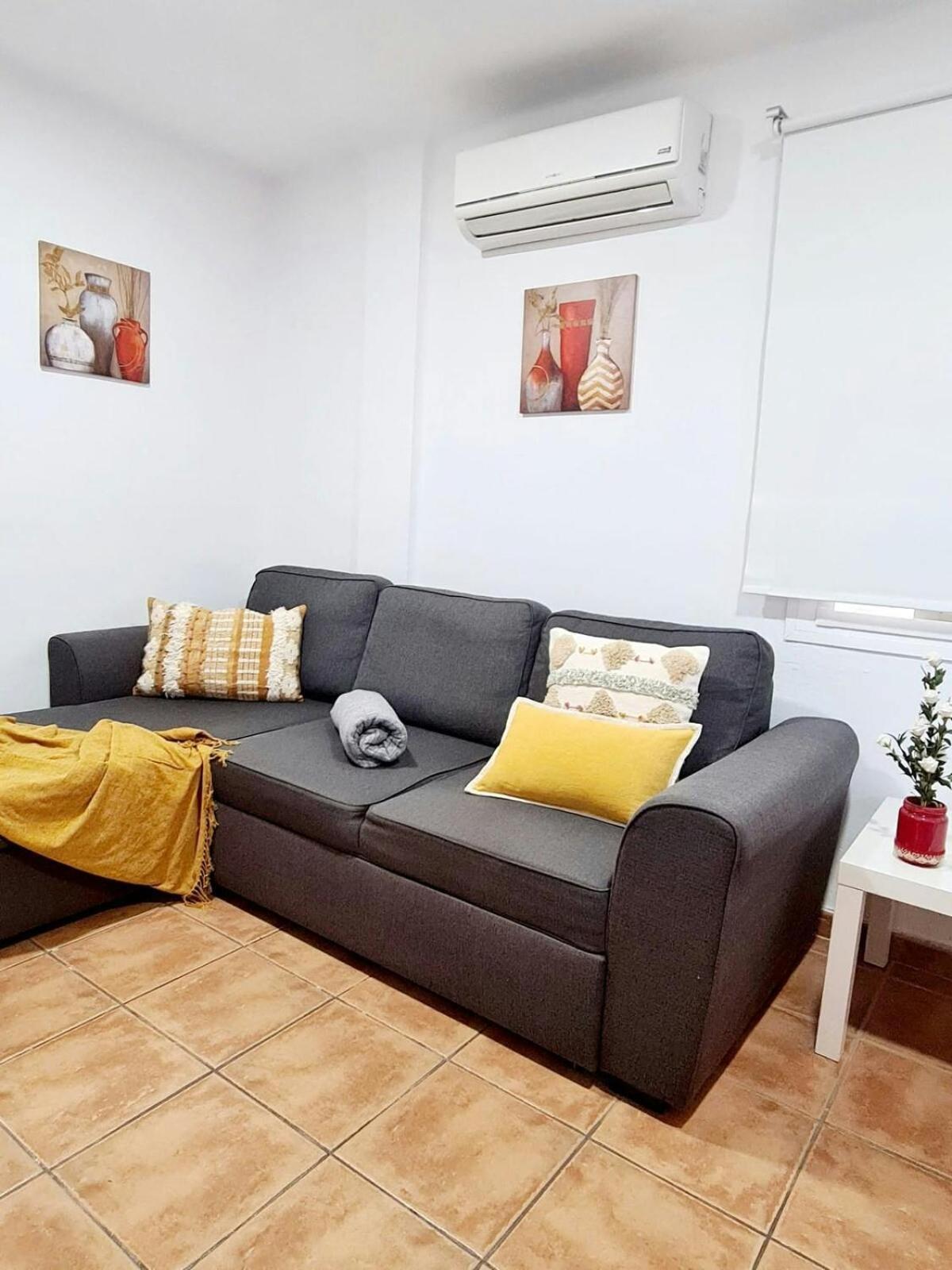Bonito Apartamento Con Terraza - Pedregalejo Playa Malaga Exterior photo